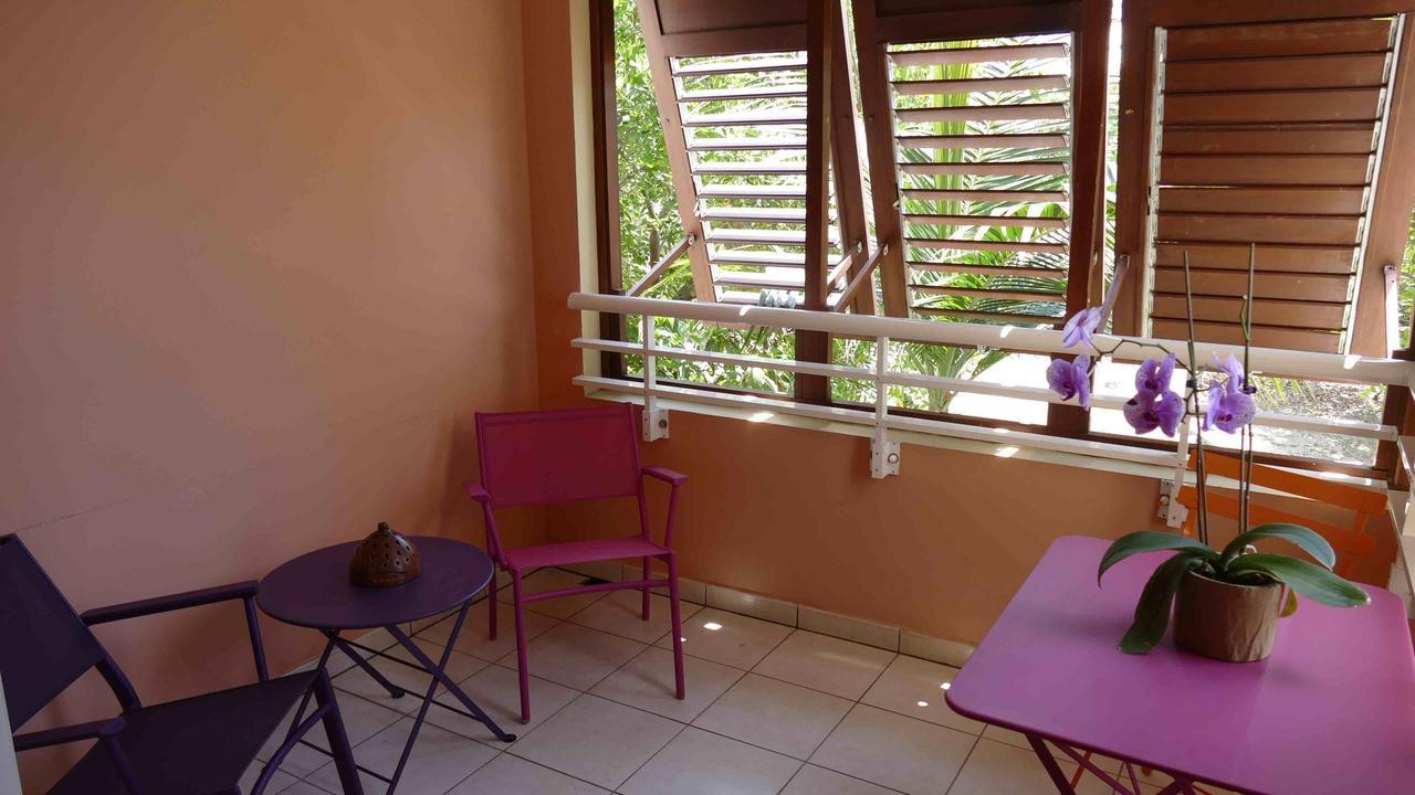 Le Kerveguen Hotel Saint-Gilles-les Bains Exterior foto